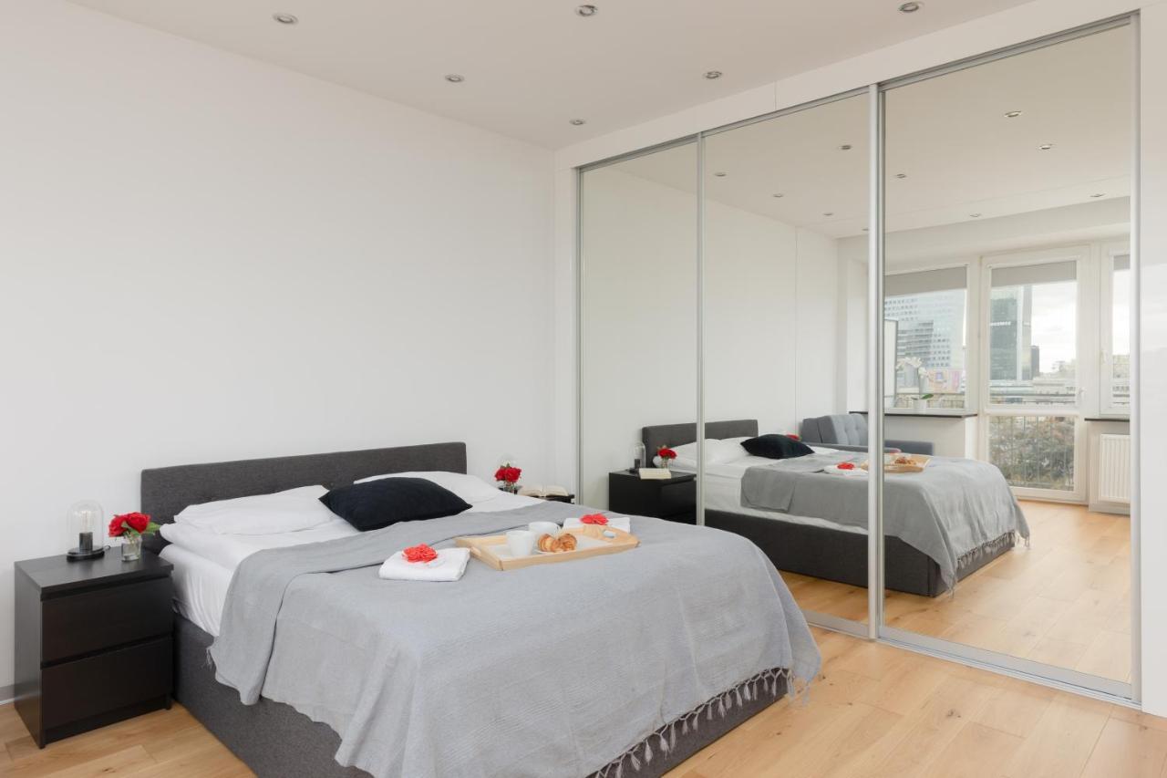 Apartments The View By Noclegi Renters Varşova Dış mekan fotoğraf